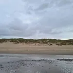 8 Person In * Blåvand